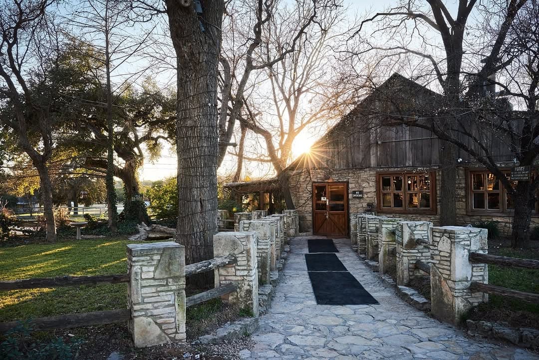 Post media — 1 of 7